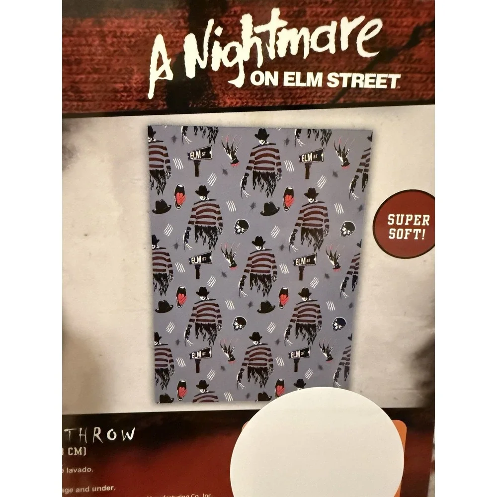 A Nightmare On‎ Elm Street Soft Plush Throw Blanket 50x70 NWT Horror Halloween